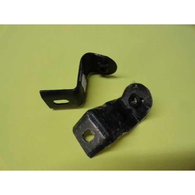 Suportes Parachoque Traseiro 75 à 79 - Par