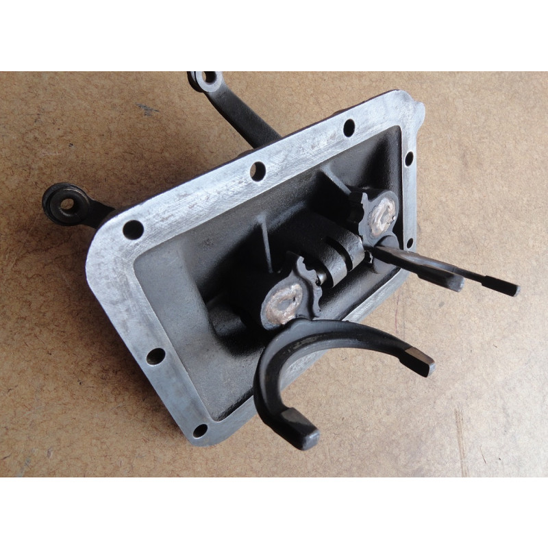 Tampa da Caixa de Câmbio Simca Com Trambulador Original Usada