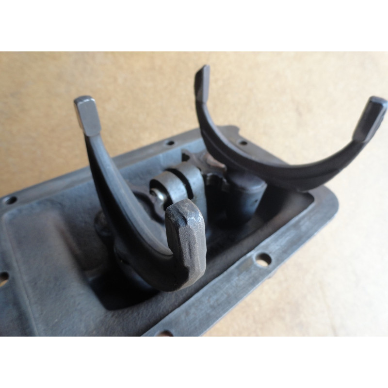 Tampa da Caixa de Câmbio Simca Com Trambulador Original Usada