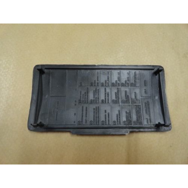 Tampa da Caixa do Fusível D-20 85 à 92