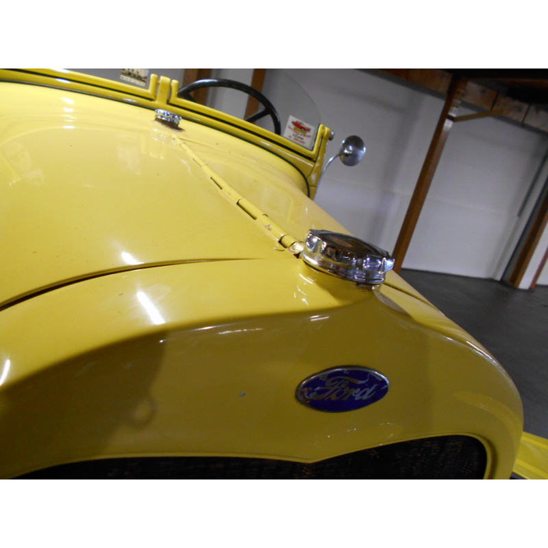 Tampa do Radiador Cromada Fordinho A 1928 a 1929