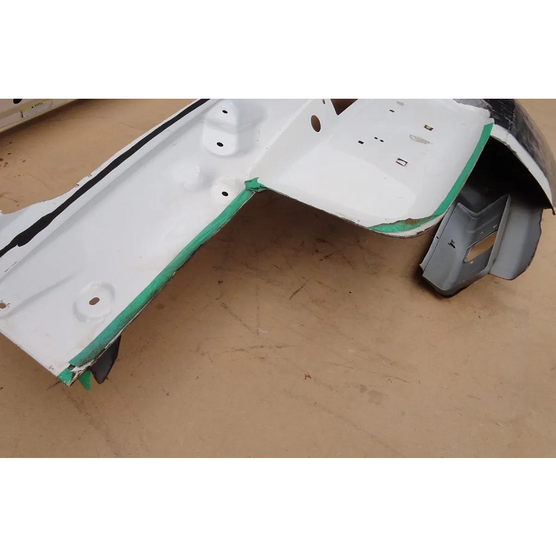 Tampa Traseira Chrysler Town & Country 12 à 16 Original Usada