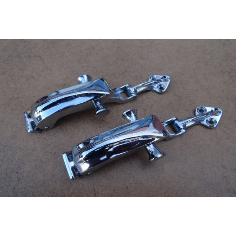 Trinco da Janela Lateral Basculante Kombi até 1975 Cromado Novo - Par