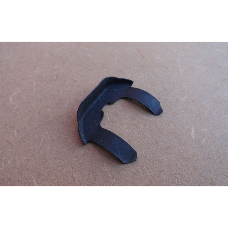 Trava Presilha do Cilindro da Porta Monza Original