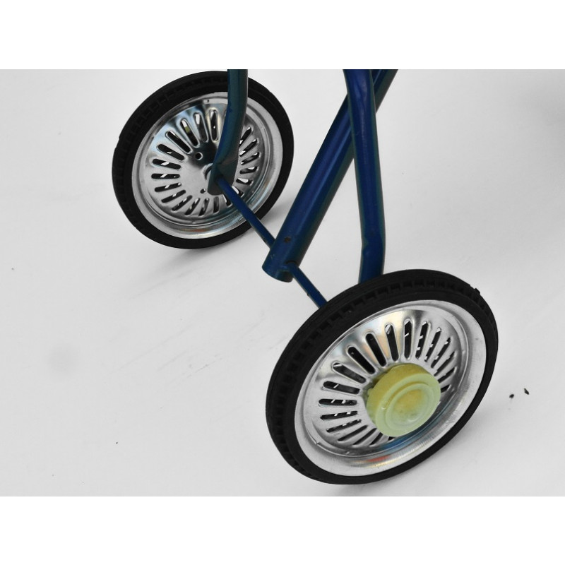 Triciclo Infantil  Estilo Antigo Retrô Amarelo e Azul Novo 