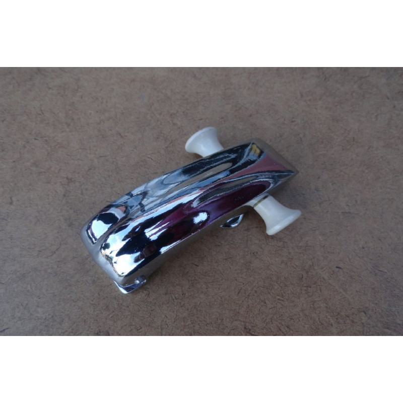 Trinco da Janela Lateral Basculante Kombi até 1975 Bege Novo