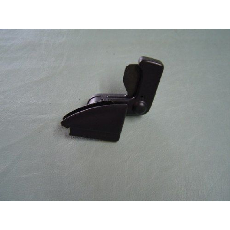 Trinco do Quebra Vento D-20 Chevette  - Esquerdo