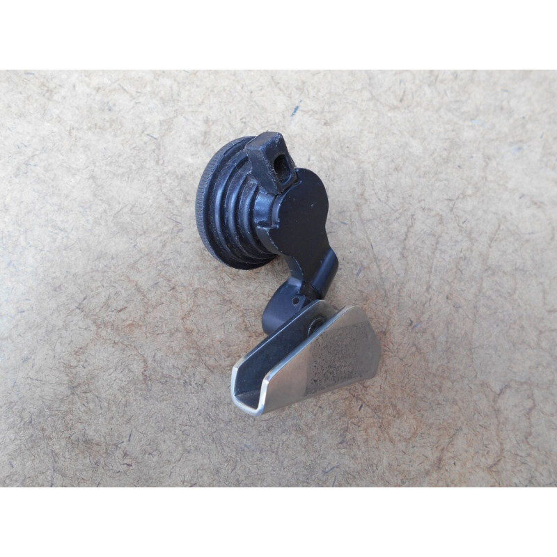 Trinco Quebra Vento Esquerdo Kombi Clipper 1976 a 1996 Novo