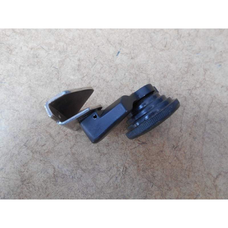 Trinco Quebra Vento Esquerdo Kombi Clipper 1976 a 1996 Novo