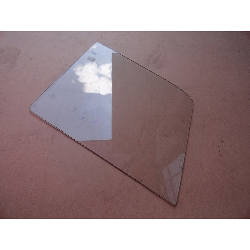 Vidro da Porta Dianteira Direita Corcel 4 Portas Blindex Incolor Usado