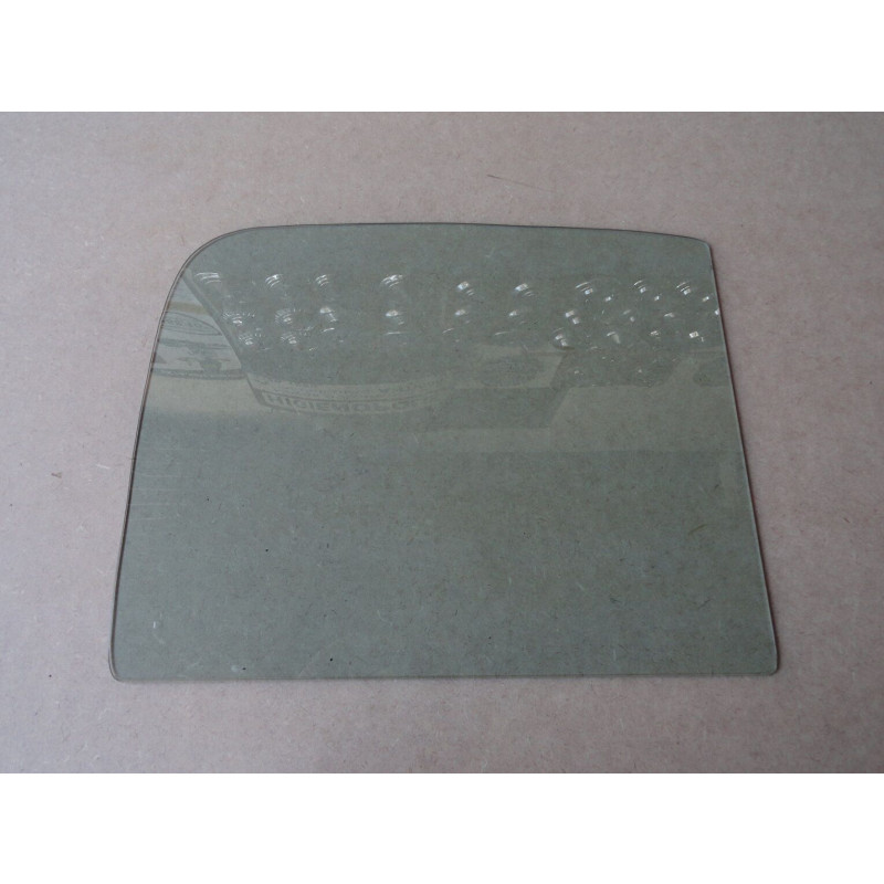 Vidro Porta F-1 48 à 52 Modelo Utiliza Quebra Vento Verde