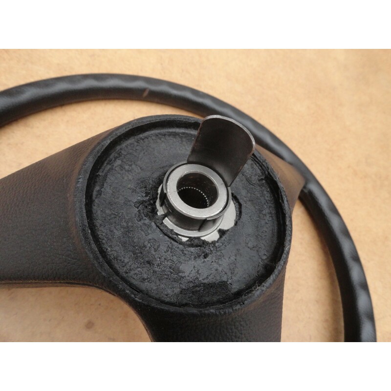 Volante 3 Raios F-1000 F-4000 1980 a 1985 Novo Preto