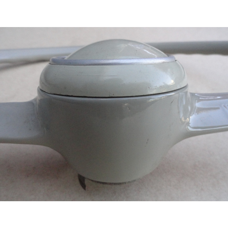 Volante Kombi Antiga Corujinha até 72 Bege com Botão Original Restaurado