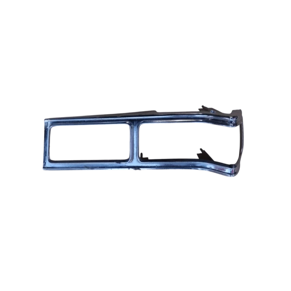 Moldura Friso Lanterna Traseira Direita Dodge Lebaron Magnum