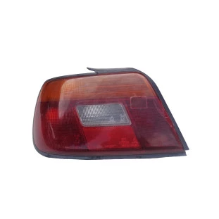 Lanterna Traseira Esquerda Daihatsu Charade Sedan 93 À 96 Original Usada