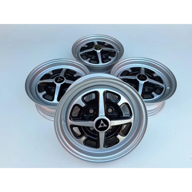 Roda Ferro Aro 13 Dodge 1800 Polara Original Restaurada Roda Ferro Aro 13 Dodge 1800 Polara Original Restaurada