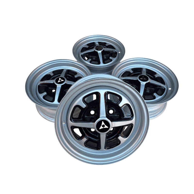 Roda Ferro Aro 13 Dodge 1800 Polara Original Restaurada Roda Ferro Aro 13 Dodge 1800 Polara Original Restaurada