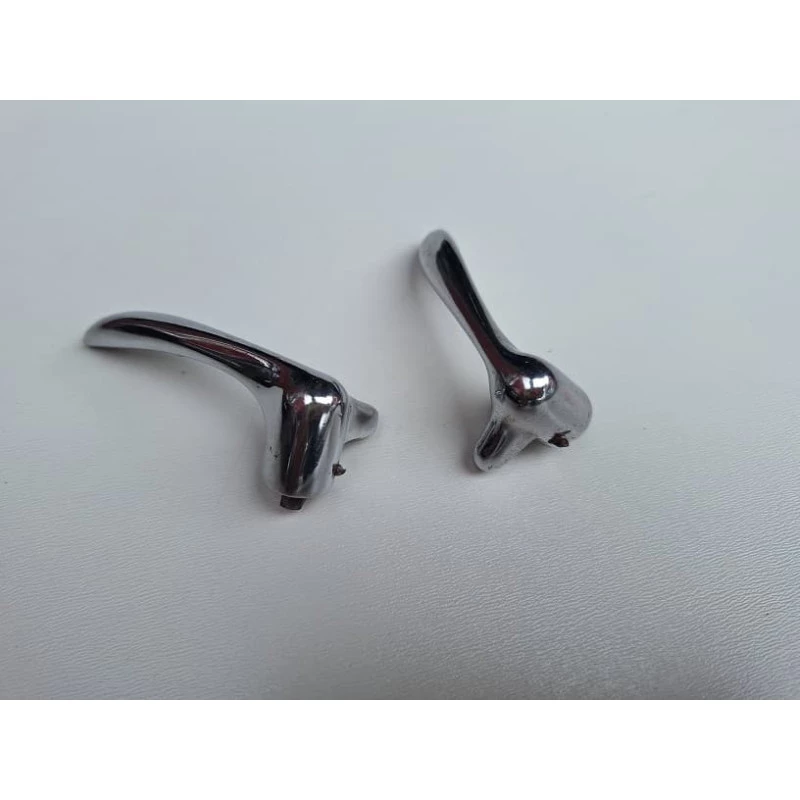 Trinco Quebra Vento Ford F-1 F-8 1948 À 50 Cromado Novo - Par