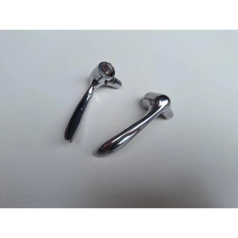 Trinco Quebra Vento Ford F-1 F-8 1948 À 50 Cromado Novo - Par