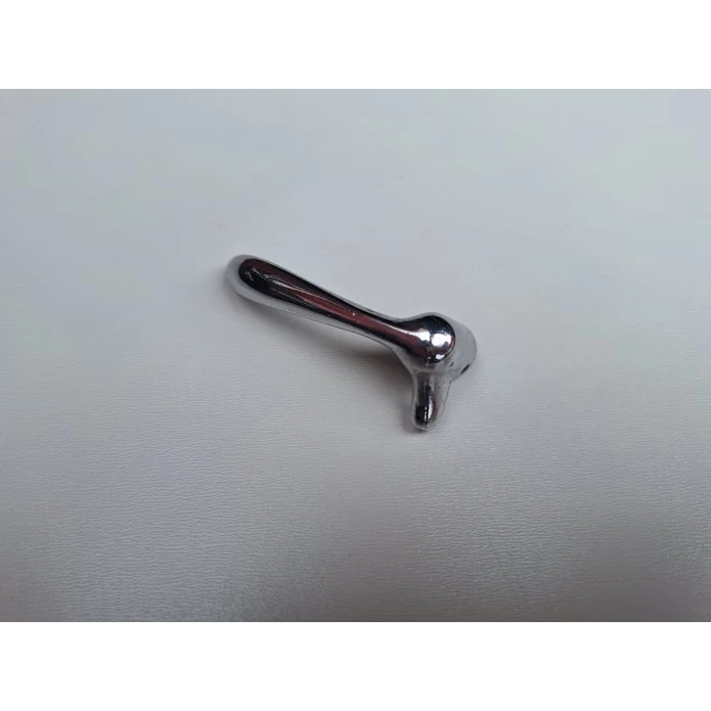 Trinco Quebra Vento F-1 1948 a 1950 Original Direito C/ Detalhe