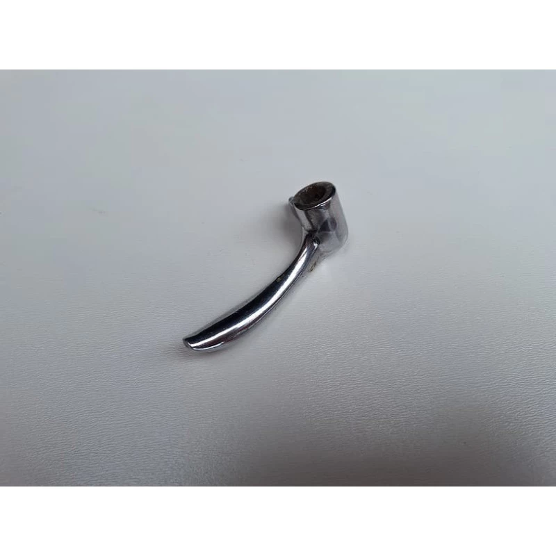 Trinco Quebra Vento F-1 1948 a 1950 Original Direito C/ Detalhe