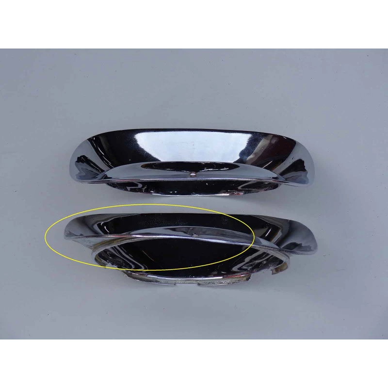 Aro Moldura Farol Chevrolet Marta Rocha 55 A 57 com Detalhe Usado - Par