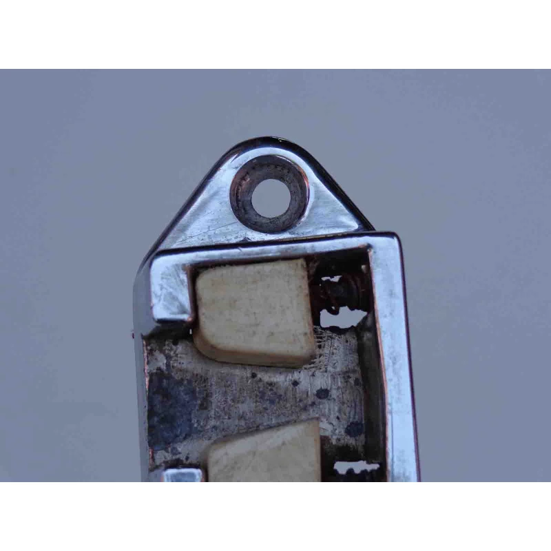 Batente Tampa Traseira Veraneio até 1988 Arteb com Mola Quebrada