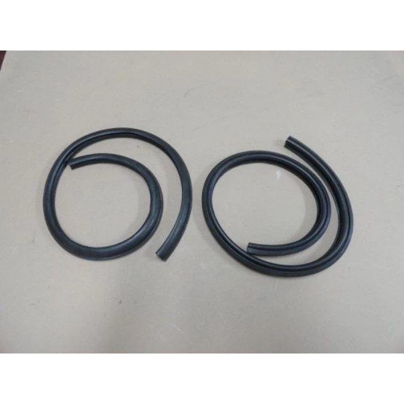 Borracha Quebra Vento Mercedes Benz LP 321