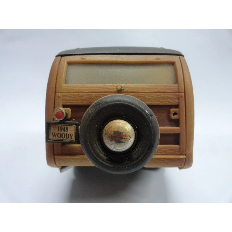 Miniatura Chevrolet Fleetmaster 1948 Woody 1:24 Customizada Usada