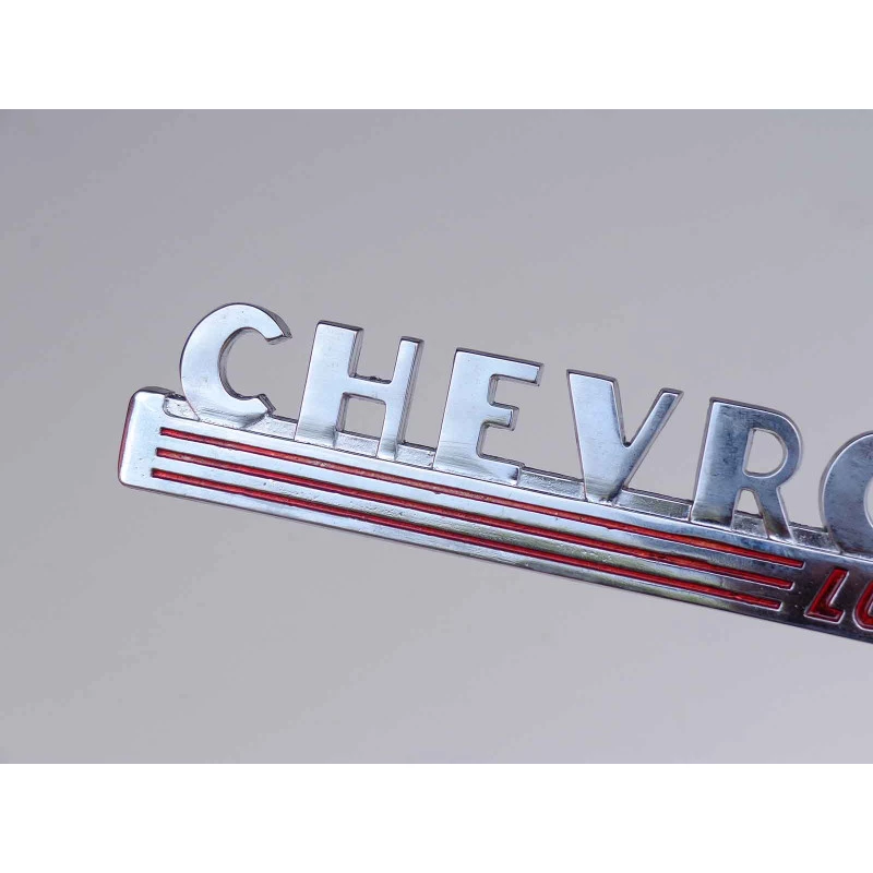 Emblema Capô Chevrolet Loadmaster Boca Sapo 1947 a 1953 - Unitário Emblema Capô Chevrolet Loadmaster Boca Sapo 1947 a 1953 - Unitário