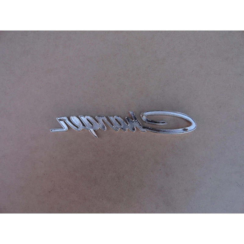 Emblema Dodge Charger Lateral Traseira e Coluna Cromado