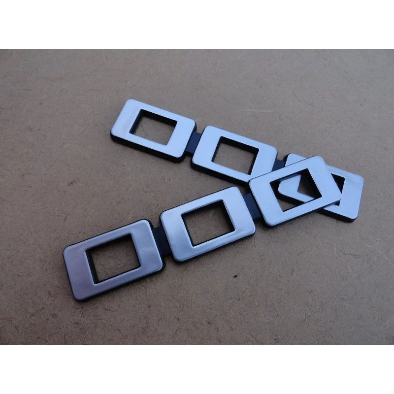 Emblema Lateral Ford F-2000 Cinza - Par