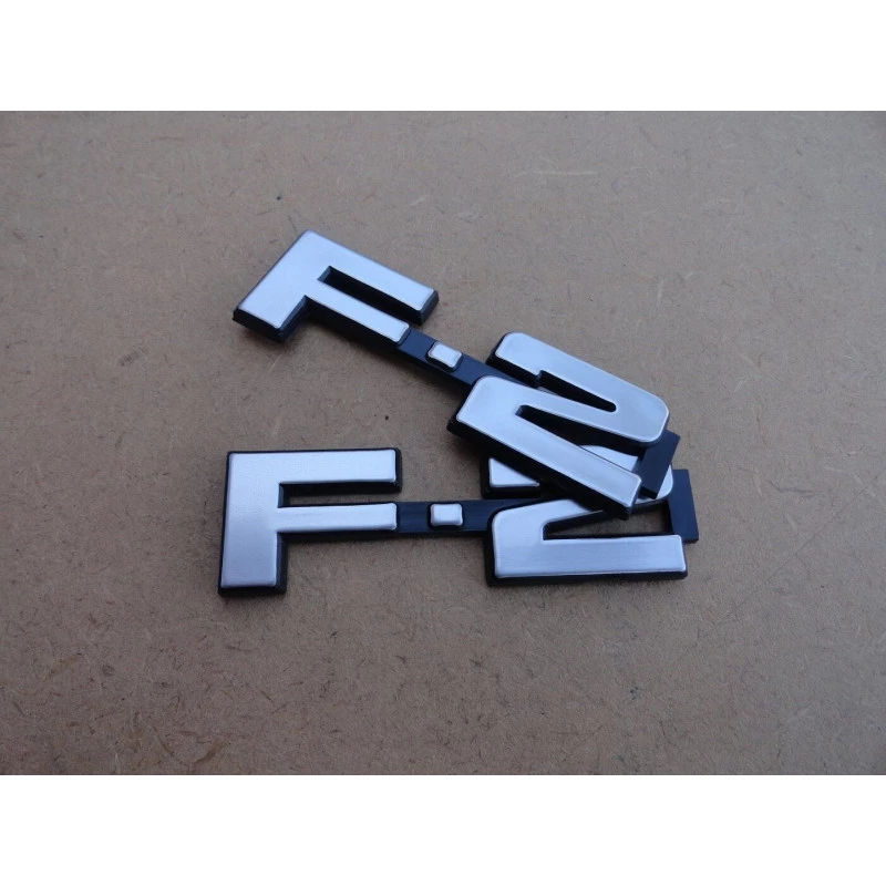 Emblema Lateral Ford F-2000 Cinza - Par