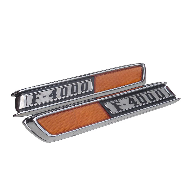 Emblema Lateral Capô Caminhão Ford F-4000 1975 a 1980 Original Usado - Par