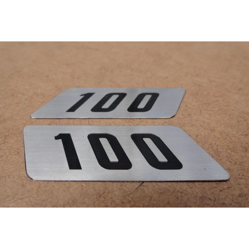 Emblema 100 do Logo Lateral do Capô F-100 1972 à 1979 Novo - Par