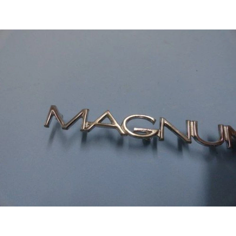 Emblema Magnum