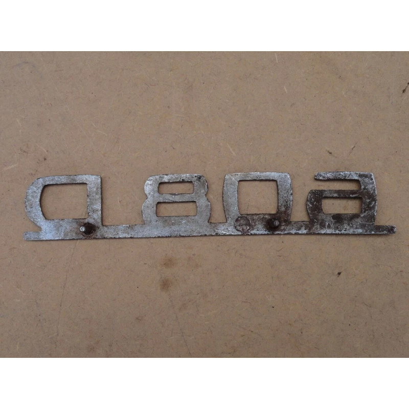 Emblema Mercedes MB 608 D Original Usado