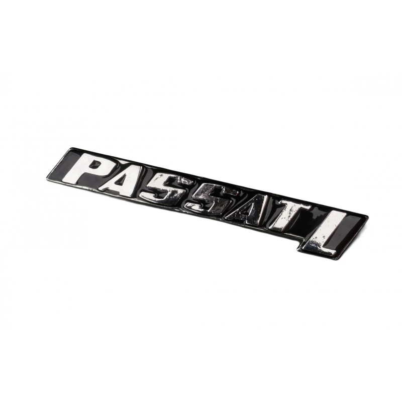 Emblema Tampa Traseira Passat L até 82 Original VW em Metal Novo