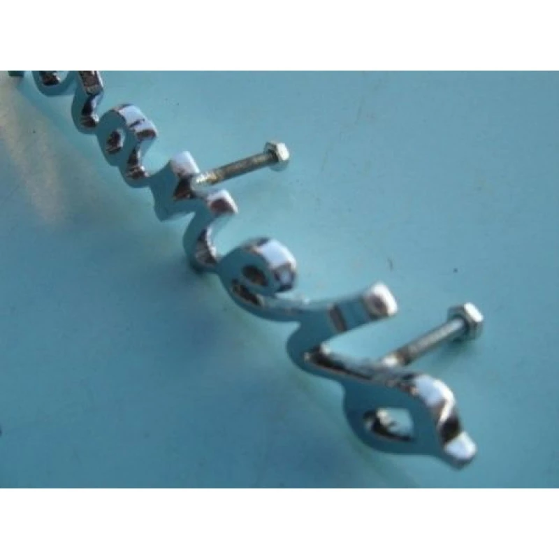 Emblema Lateral Traseira Veraneio 1964 a 1988 Cromado Fixação Parafuso Novo