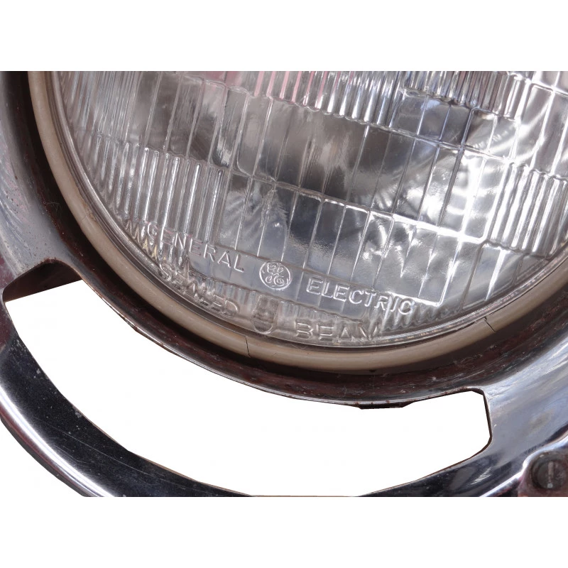 Farol Tremendão Fusca até 73 em Metal Usado Com Detalhes Unitário 