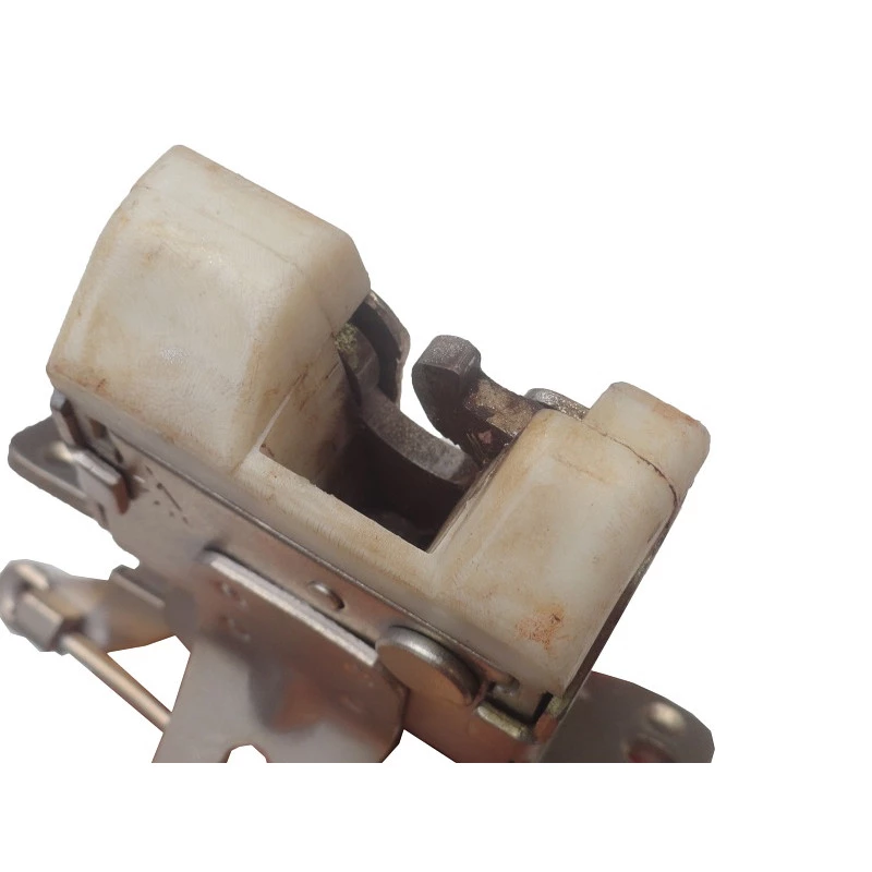 Fechadura Tampa Traseira Corsa Wind GL 1994 em Diante Original Usada