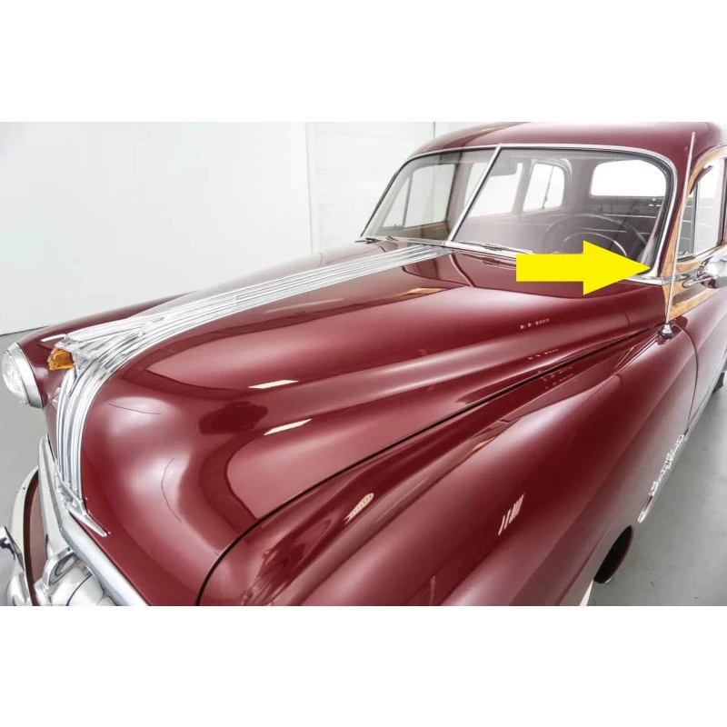 Friso Canto Inferior Esquerdo Parabrisa Pontiac 1949 a 1952 Usado