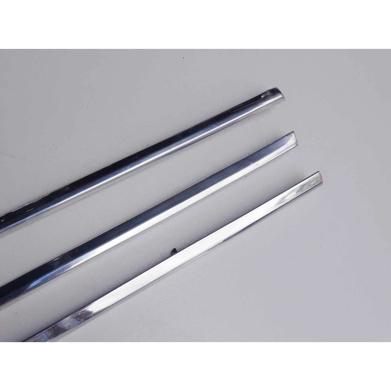 Friso Lateral Porta Capô Ford F-100 Twin Beam 1968 a 1971 Parcial Usado