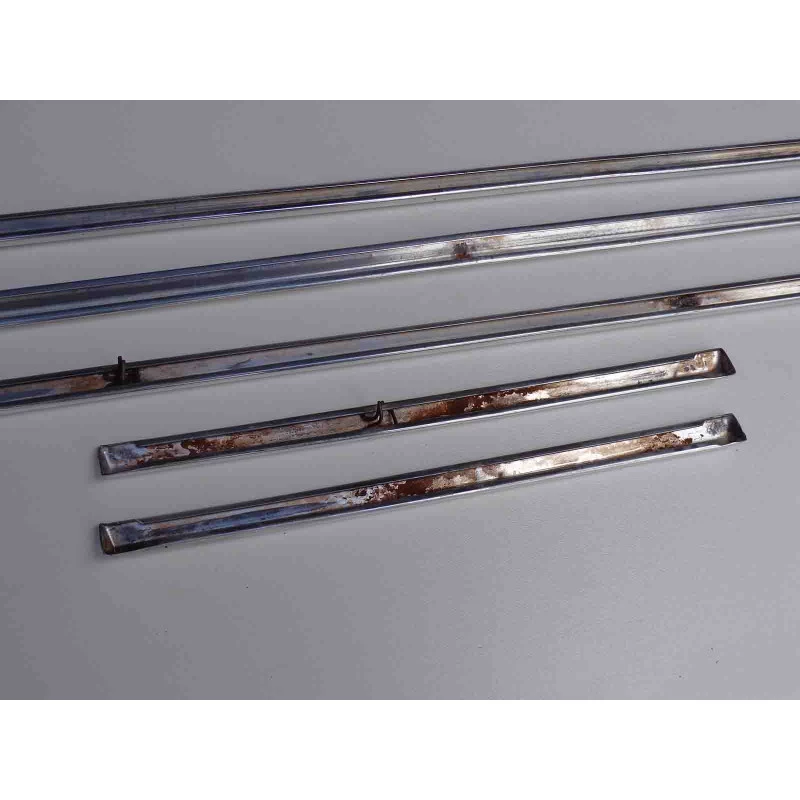 Friso Lateral Porta Capô Ford F-100 Twin Beam 1968 a 1971 Parcial Usado