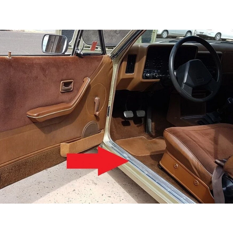 Friso Soleira Porta Dianteira Esquerda Opala 4 Portas até 84 Original Usado
