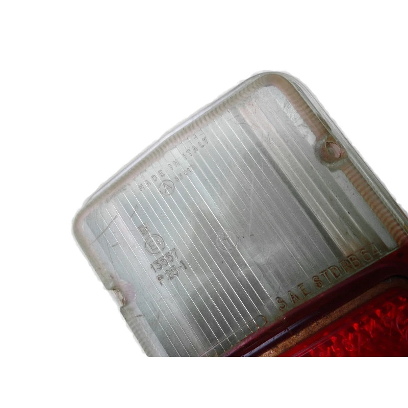 Lente da Lanterna Traseira Alfa Romeo 2300 74 à 76 Original Usada