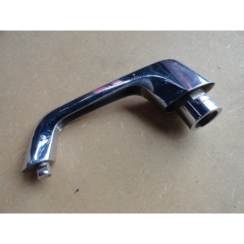 Maçaneta Externa Direita Opala Caravan até 84 Original