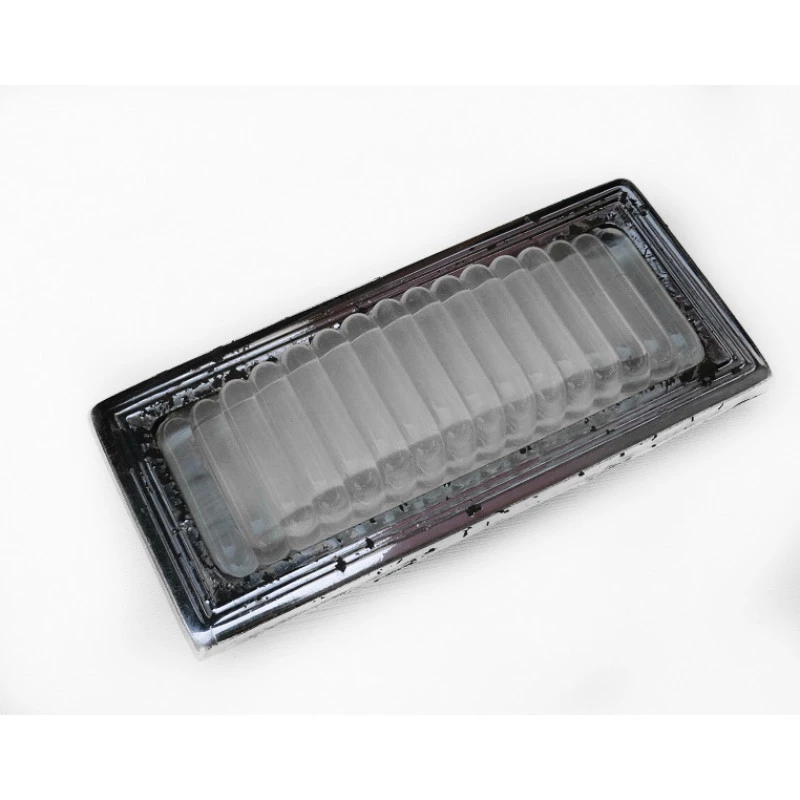 Moldura e Lente da Luz de Teto Willys Ford Rural F-75 Original Usada 