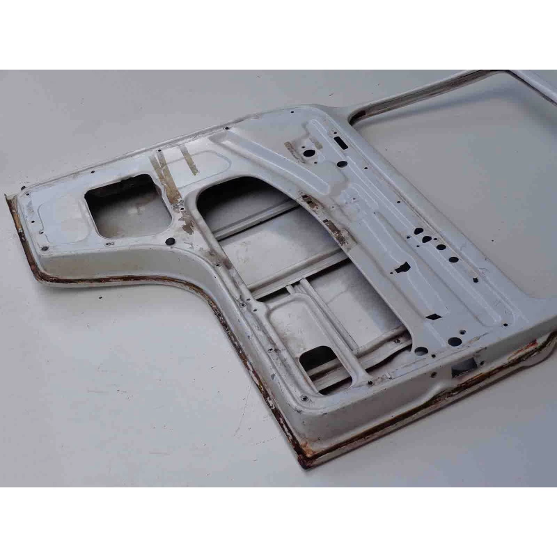 Porta Dianteira Direita Vw Kombi 1997 a 2013 Original Usado