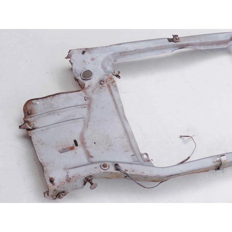 Quadro Radiador Parcial p/ Aproveitamento Ford Maverick Usado